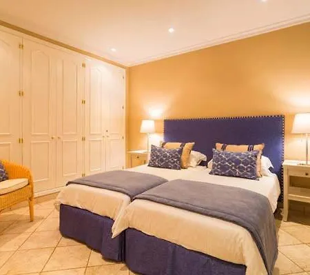 Sleeps 4 Pool Wifi T480265 * 발도로보